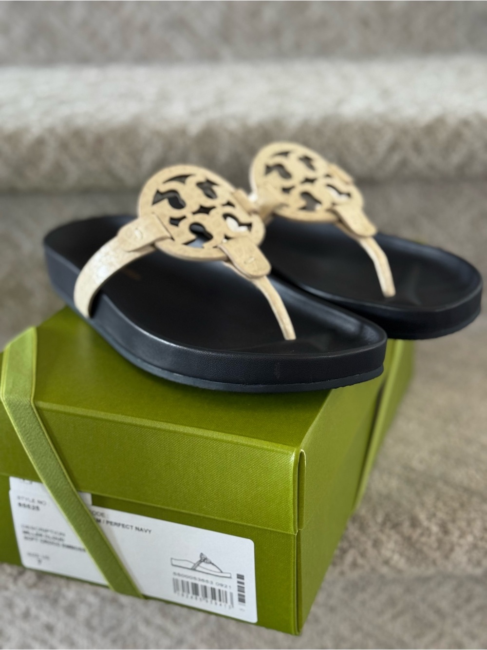 Tory Burch-Miller Cloud Soft Croco Emboss-New Cream/Perfect Navy Size 7